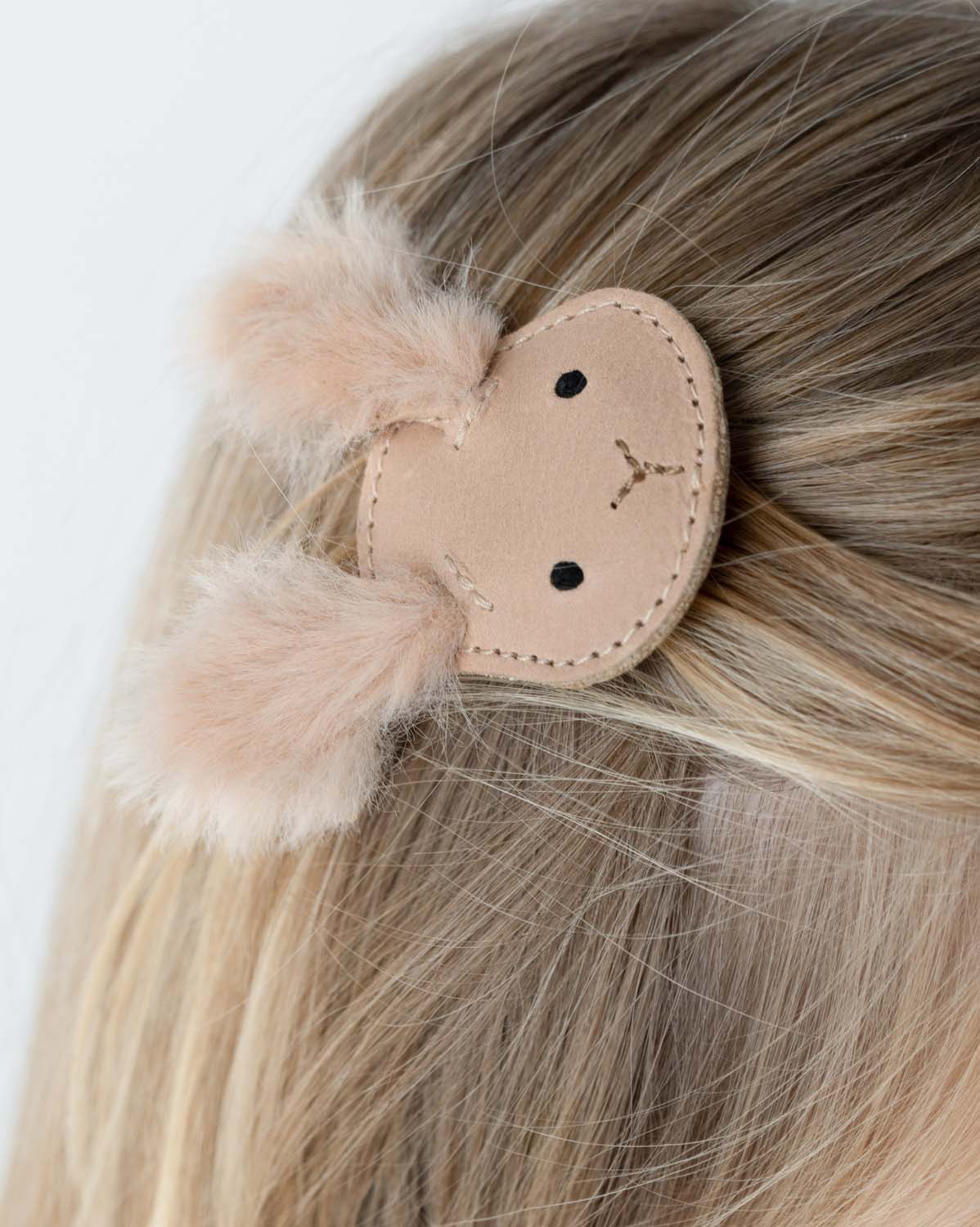 Josy Exclusive Hairlclip | Fluffy Bunny