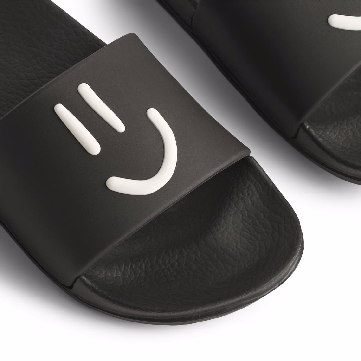 Zhappy Black