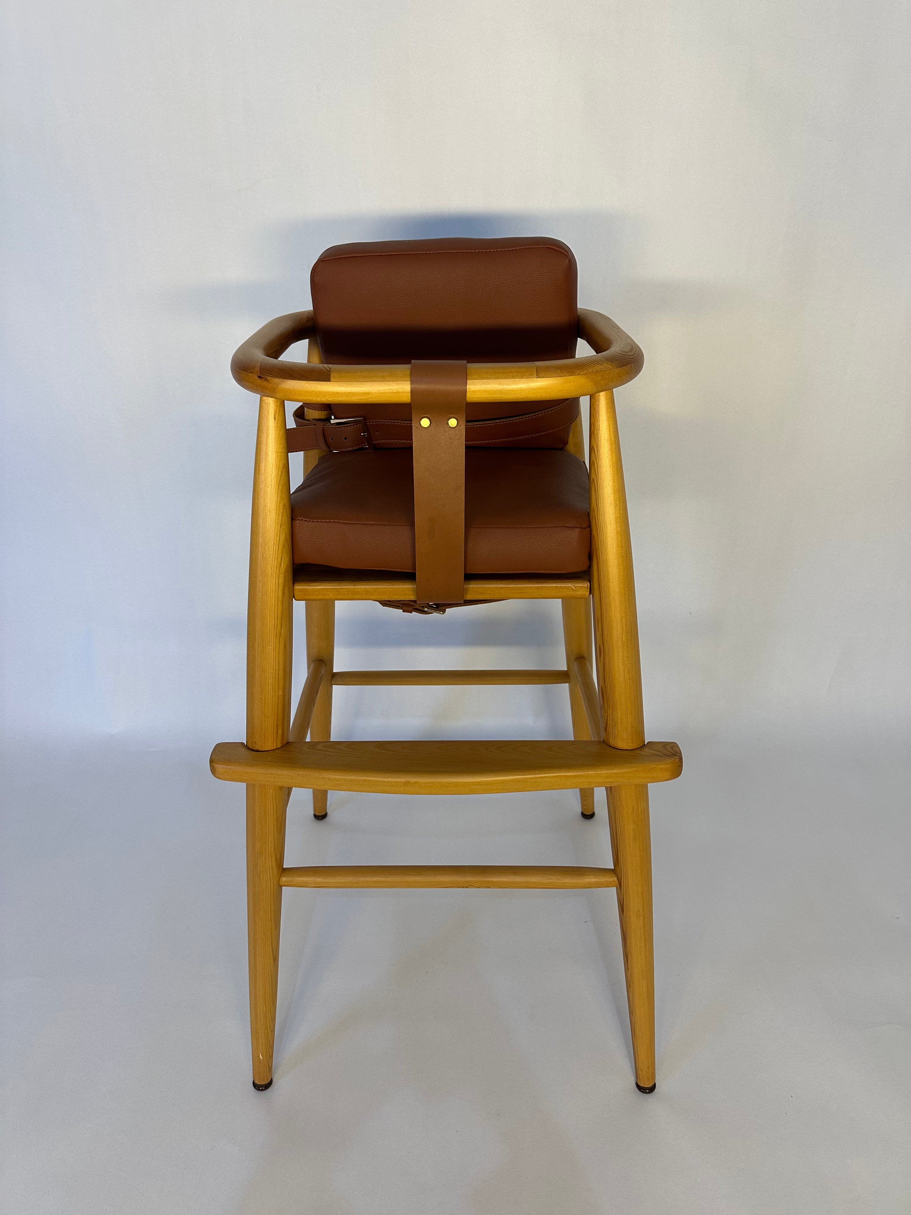 Petit Marquis ( High Chair With Seating Leather )